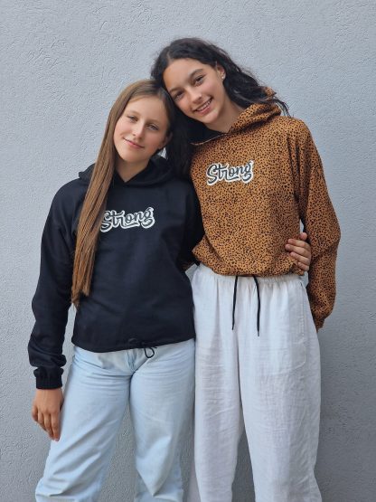 Sweat «STRONG»